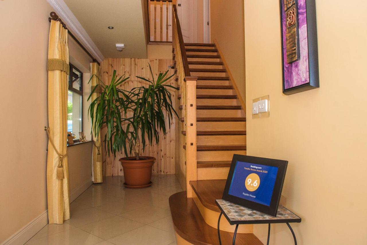 Kayden House Hotel คิลลาร์นีย์ ภายนอก รูปภาพ